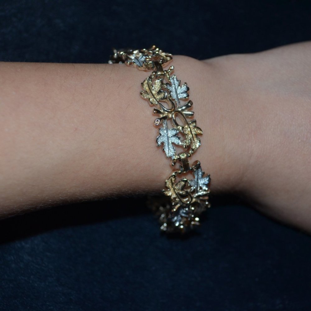 (C)SARAHCOV Sarah Coventry Vintage Golden Silver Maple Leaves 2 Layers Bracelet